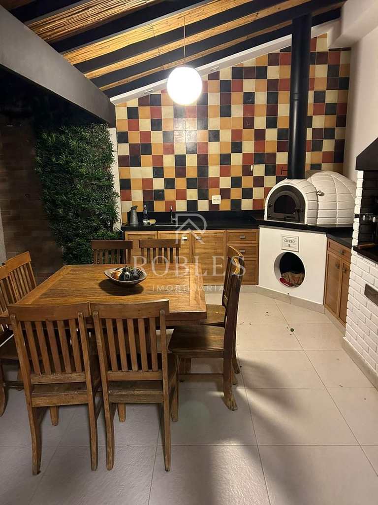 Casa de Condomínio em São Paulo, no bairro Granja Julieta