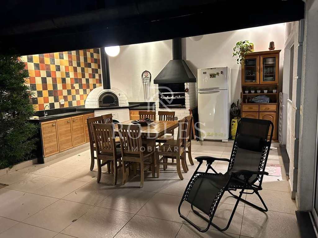 Casa de Condomínio em São Paulo, no bairro Granja Julieta