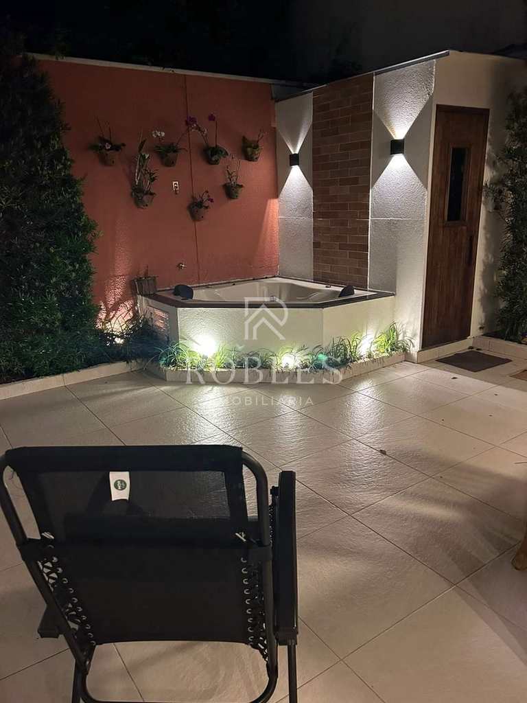 Casa de Condomínio em São Paulo, no bairro Granja Julieta