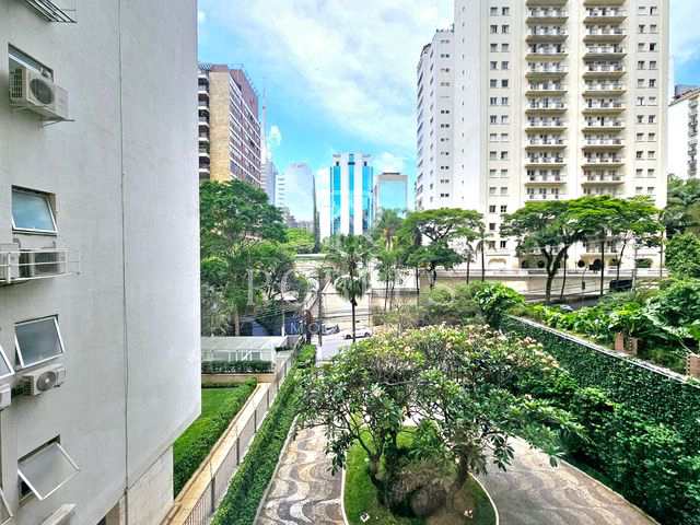 Apartamento em São Paulo, no bairro Jardim Paulista
