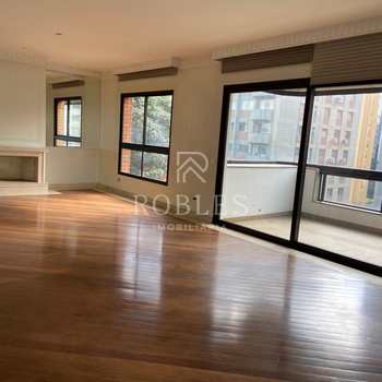 Apartamento em São Paulo, bairro Moema
