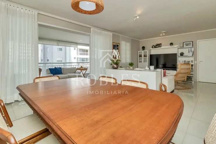 Apartamento em São Paulo, no bairro Morumbi