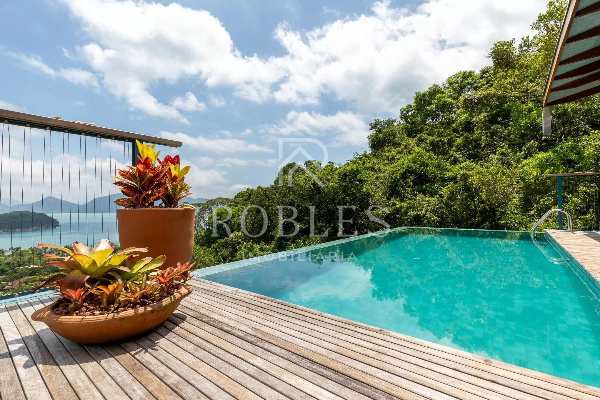 Casa de Condomínio em Ubatuba, no bairro Ubatuba