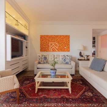Apartamento em São Paulo, bairro Moema