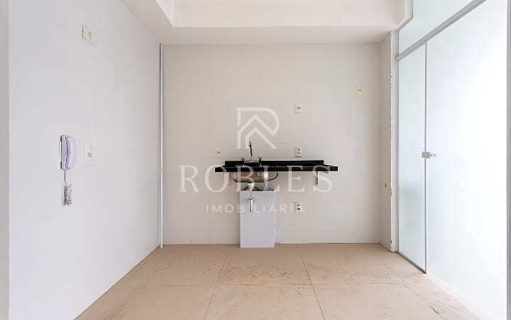 Apartamento em São Paulo, no bairro Indianópolis