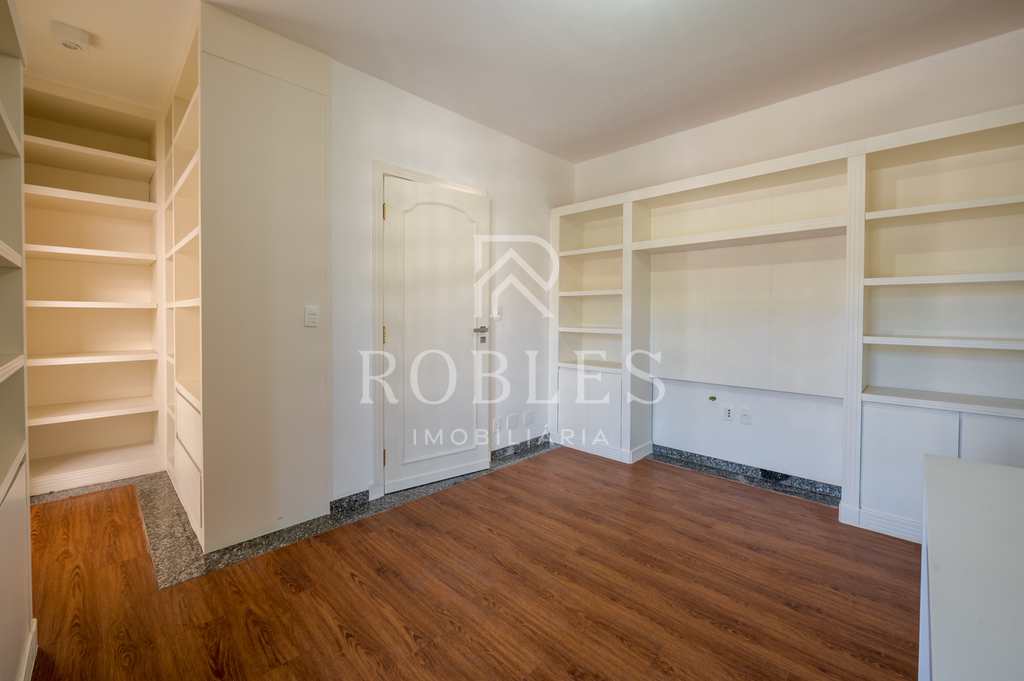 Casa em Barueri, no bairro Alphaville Residencial Zero