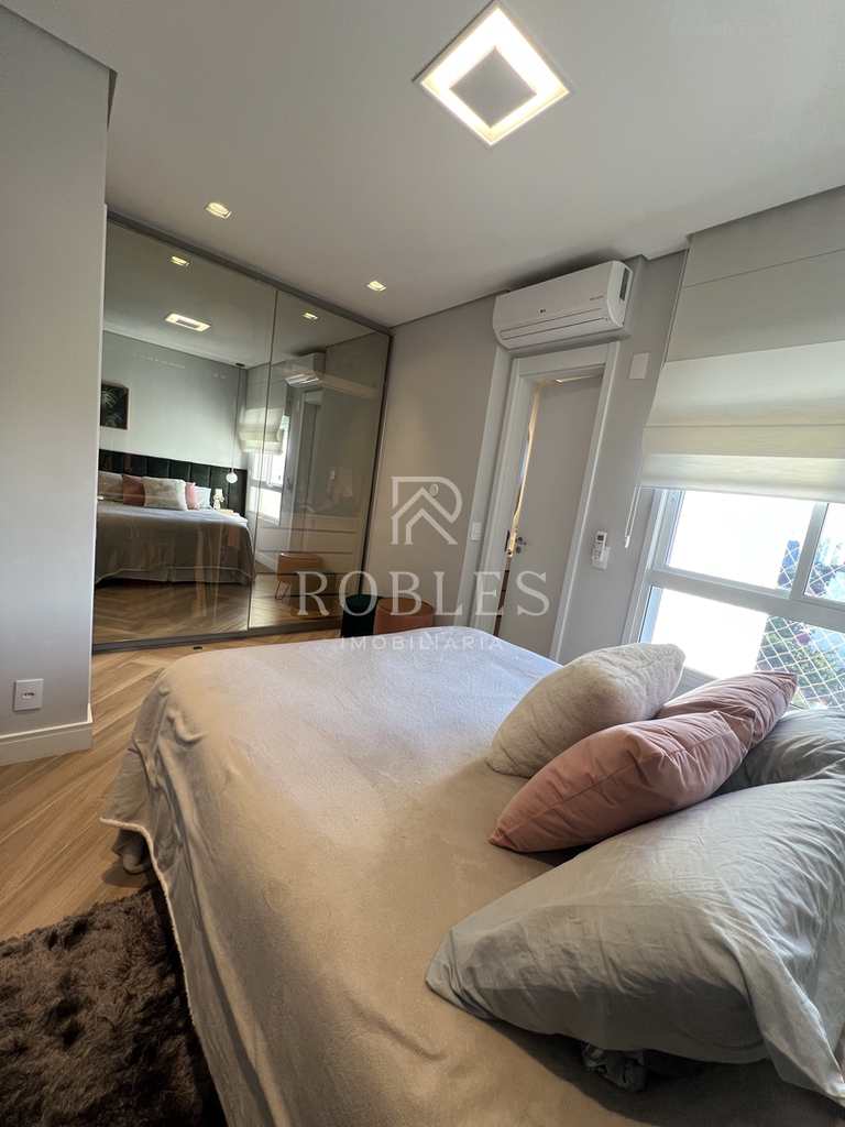 Apartamento em São Paulo, no bairro Chácara Santo Antônio (Zona Sul)