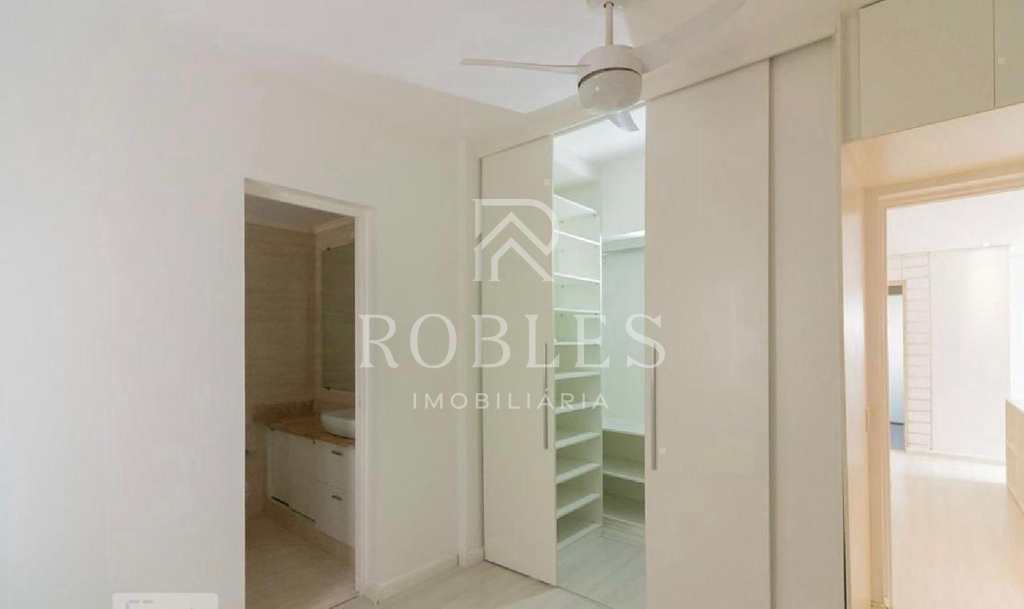 Apartamento em São Paulo, no bairro Moema