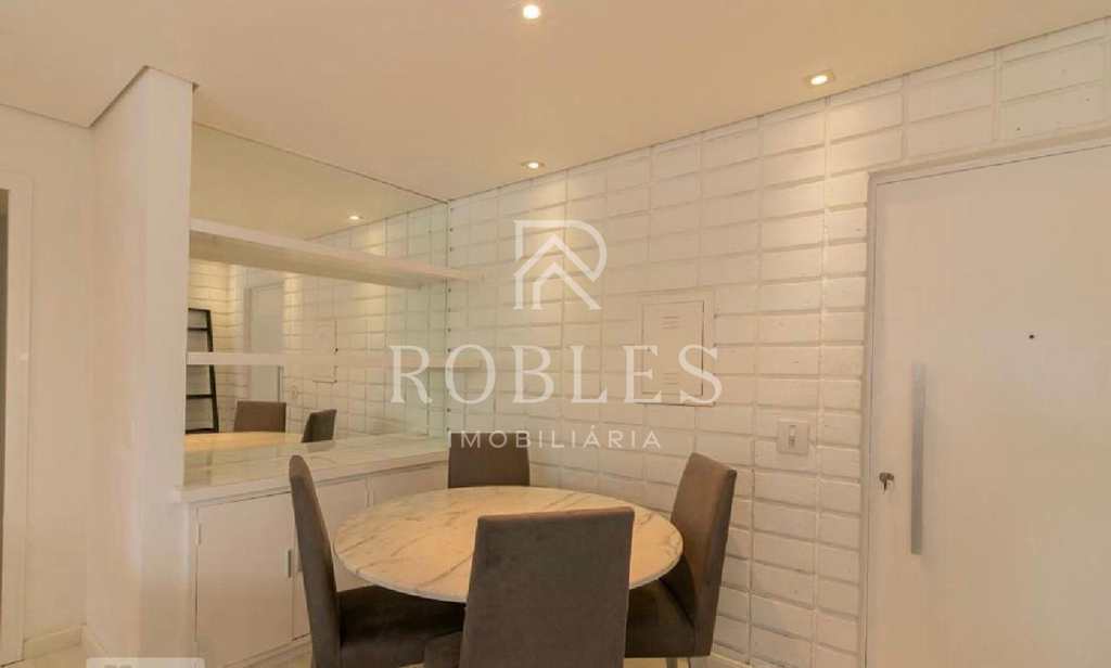 Apartamento em São Paulo, no bairro Moema