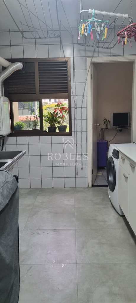 Apartamento em São Paulo, no bairro Vila Morumbi