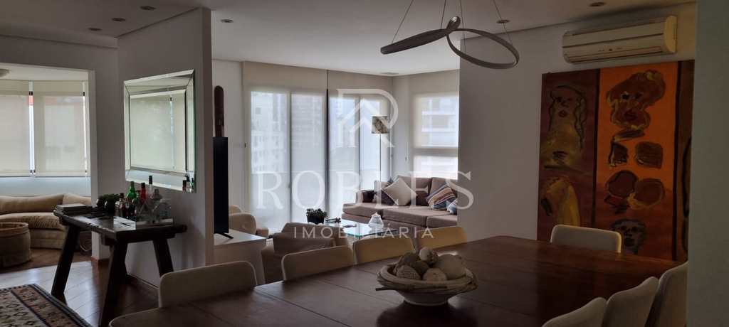 Apartamento em São Paulo, no bairro Vila Morumbi