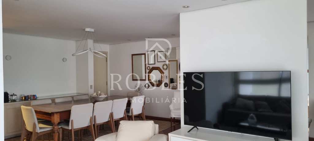 Apartamento em São Paulo, no bairro Vila Morumbi