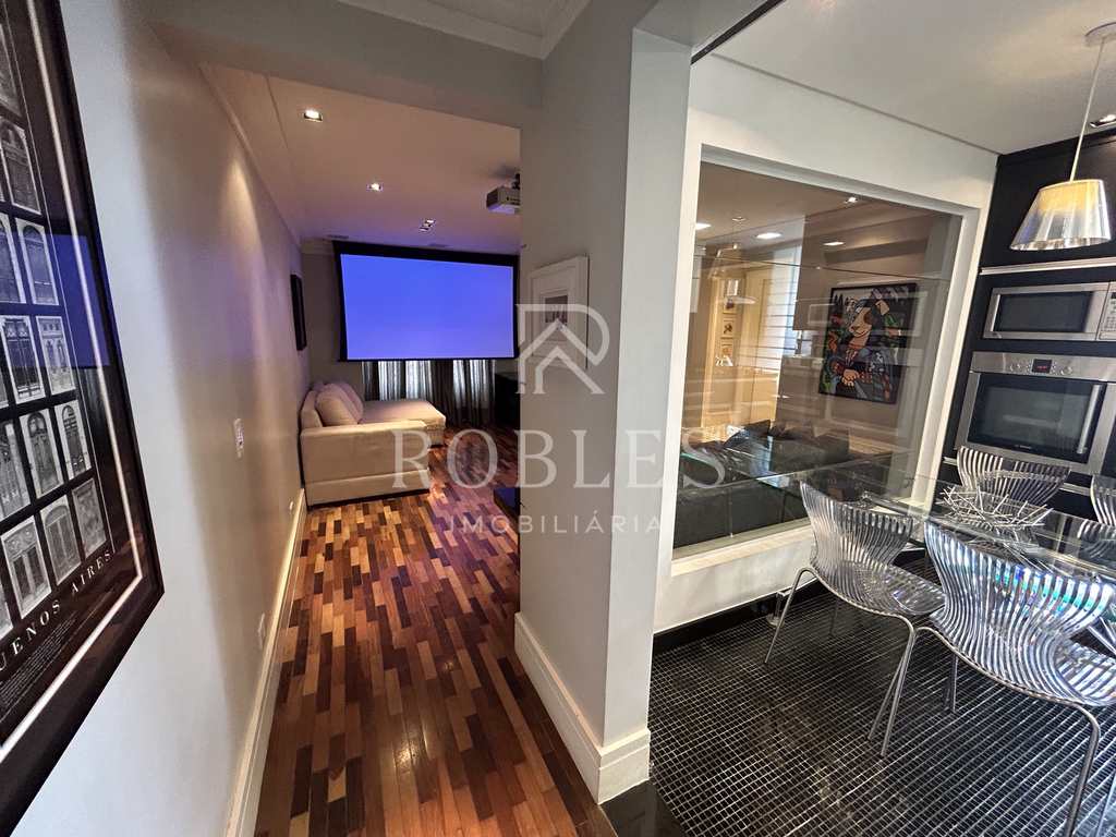 Apartamento em São Paulo, no bairro Moema