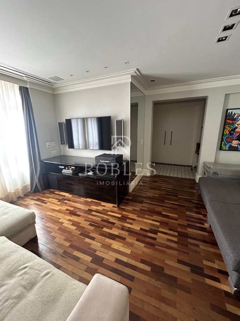 Apartamento em São Paulo, no bairro Moema