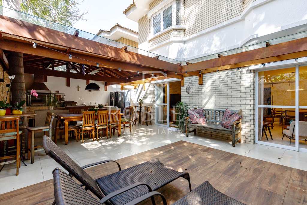 Casa de Condomínio em São Paulo, no bairro Campo Belo