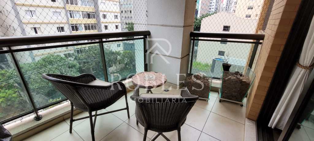 Apartamento em São Paulo, no bairro Jardim Paulista