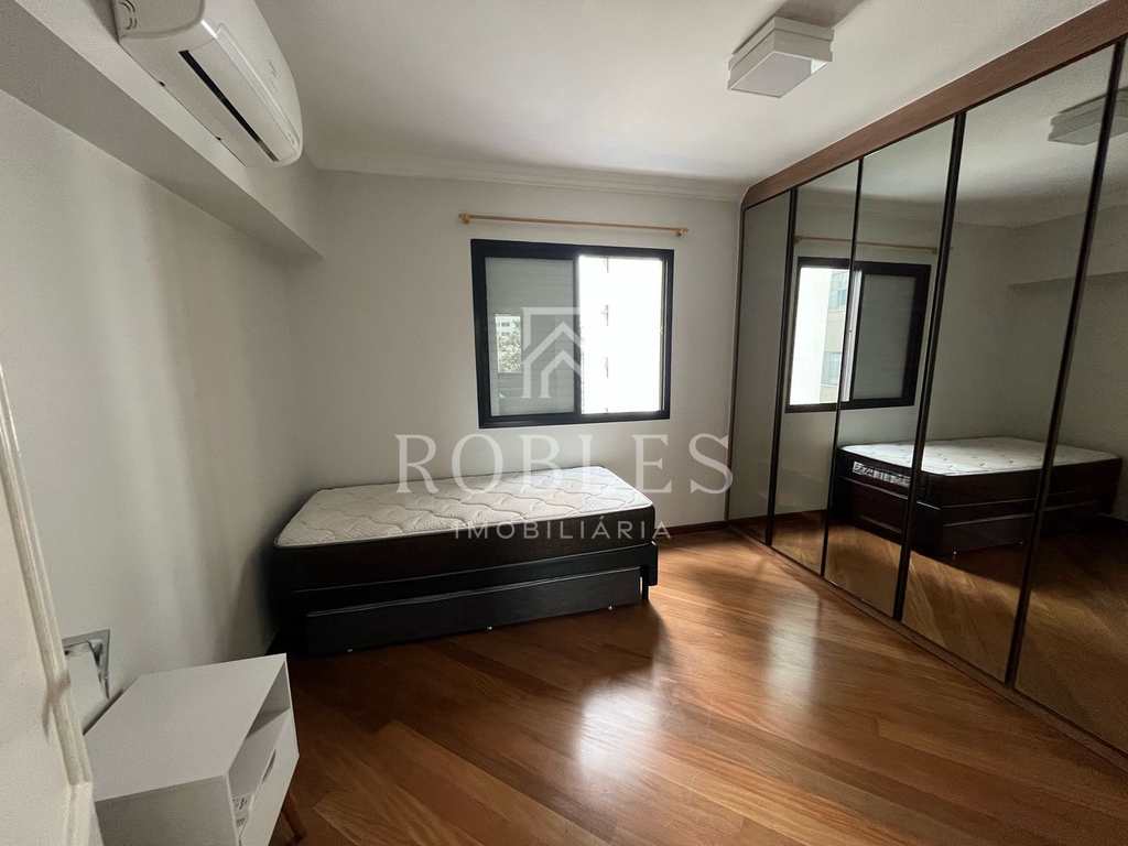 Apartamento em São Paulo, no bairro Vila Olímpia