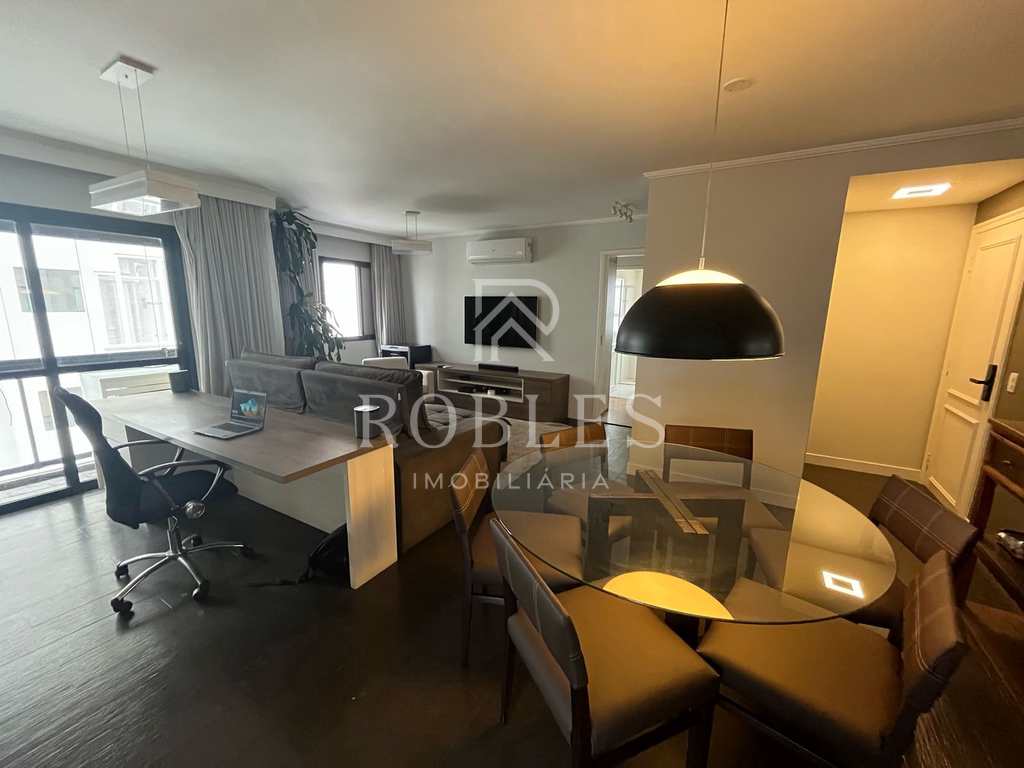Apartamento em São Paulo, no bairro Vila Olímpia
