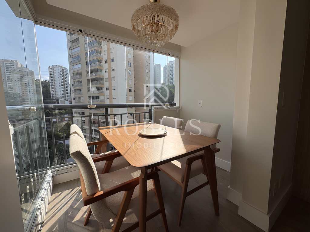 Apartamento em São Paulo, no bairro Morumbi