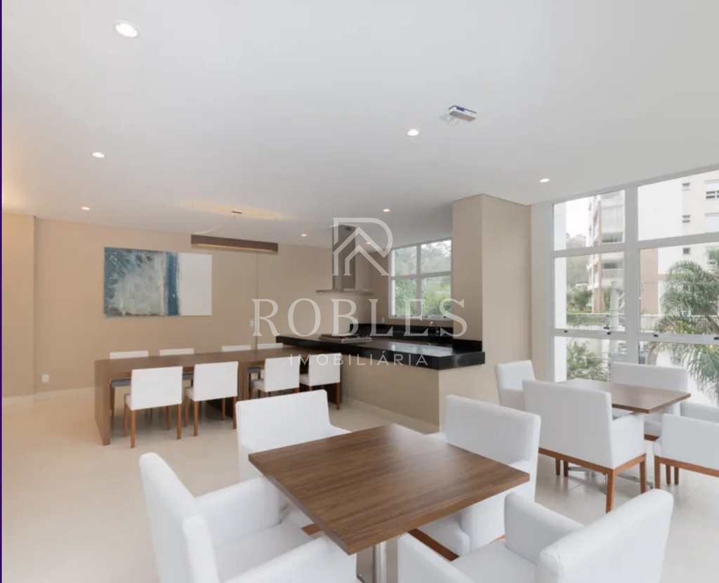 Apartamento em São Paulo, no bairro Morumbi