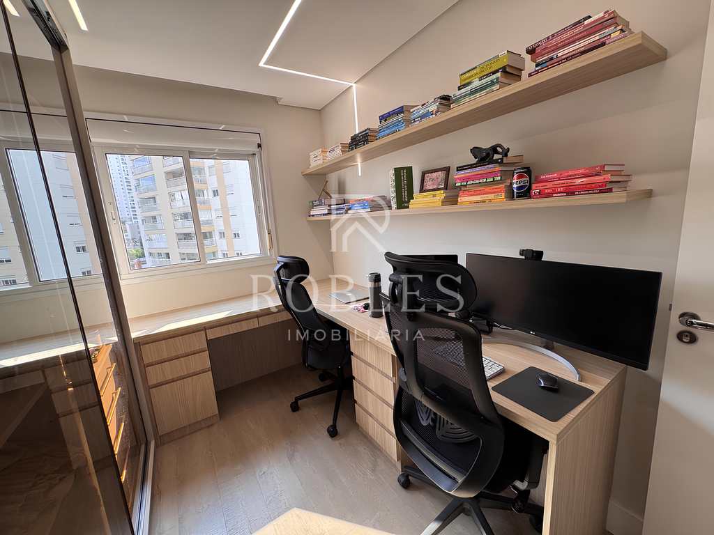 Apartamento em São Paulo, no bairro Morumbi
