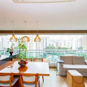 Apartamento em São Paulo, bairro Campo Belo