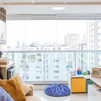 Apartamento em São Paulo, bairro Cidade Monções