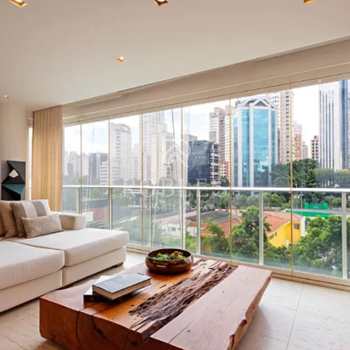 Apartamento em São Paulo, bairro Itaim Bibi