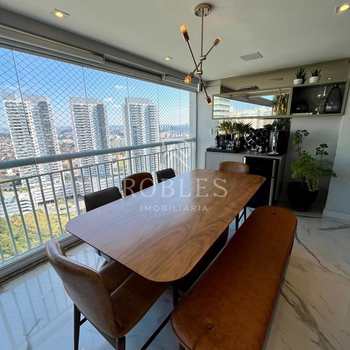 Apartamento em São Paulo, bairro Morumbi