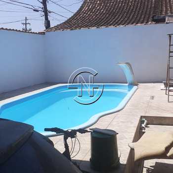 Casa em Praia Grande, bairro Tupi