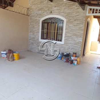 Casa em Praia Grande, bairro Guilhermina