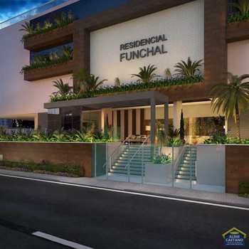 Apartamento em Praia Grande, bairro Guilhermina