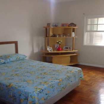 Sobrado em Santos, bairro Vila Mathias