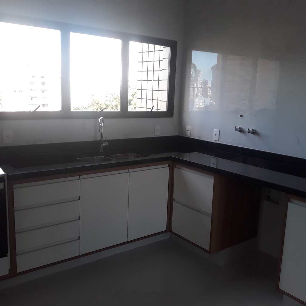 Apartamento em Santos, no bairro Boqueirão