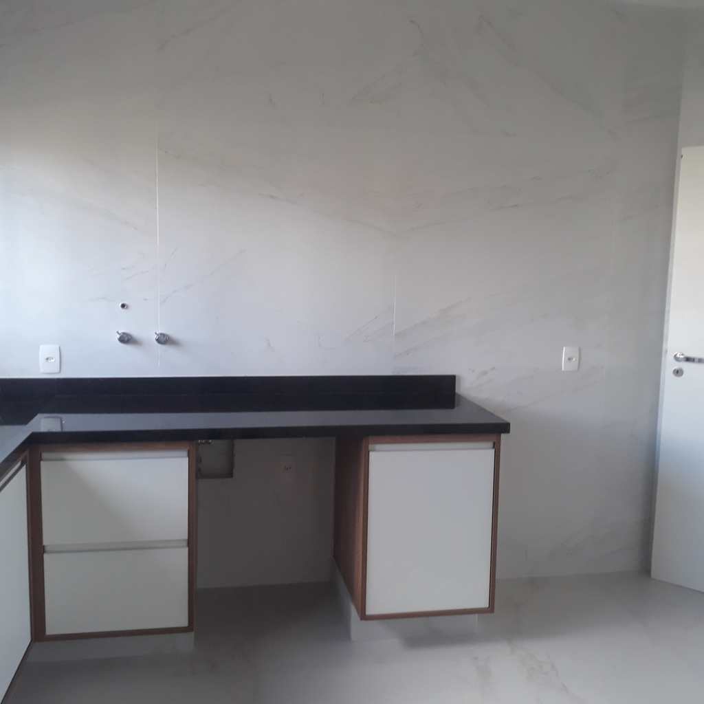 Apartamento em Santos, no bairro Boqueirão