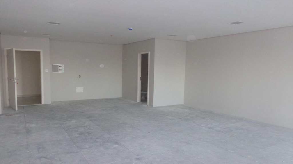 Sala Comercial em Santos, no bairro Encruzilhada