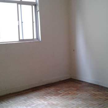 Apartamento em Santos, bairro Gonzaga