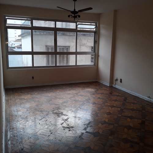 Apartamento, código 9599 em Santos, bairro Marapé