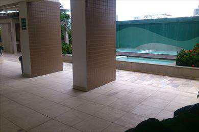 Apartamento em Santos, no bairro Encruzilhada