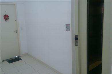 Apartamento em Santos, no bairro Encruzilhada