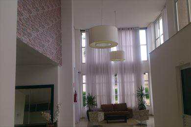 Apartamento em Santos, no bairro Encruzilhada