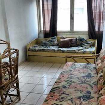 Apartamento em São Vicente, bairro Itararé