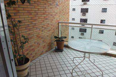 Apartamento em Santos, no bairro Boqueirão