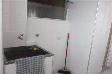 Apartamento em Santos, no bairro Boqueirão