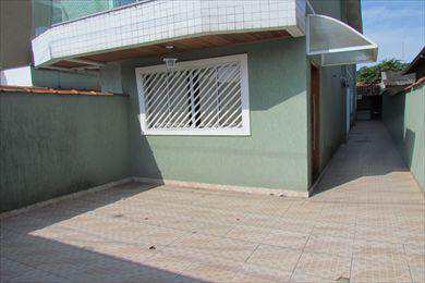 Casa em São Vicente, no bairro Vila São Jorge