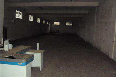Prédio Comercial em São Vicente, no bairro Vila Cascatinha
