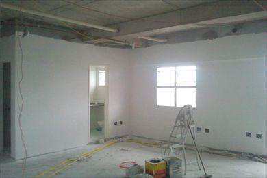 Sala Comercial em Santos, no bairro Boqueirão