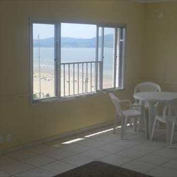 Apartamento em Santos, bairro Gonzaga