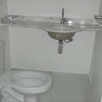 Sala Comercial em Santos, bairro Boqueirão