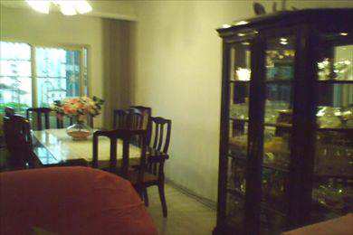 Apartamento em Santos, no bairro José Menino